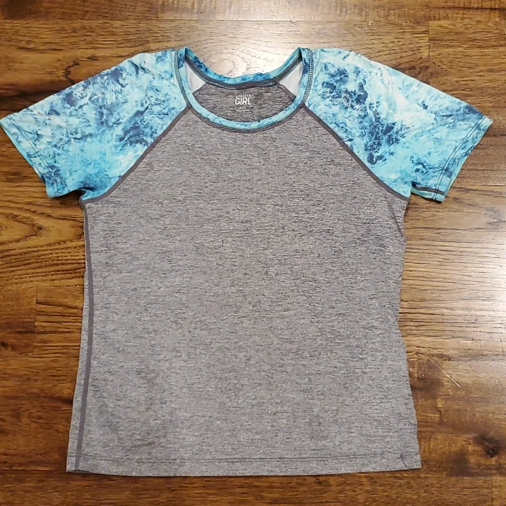 Girls Athleta Girl gray & blue tie dye shirt size L(12)